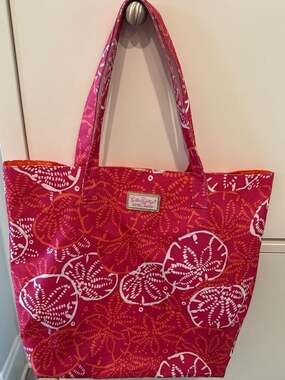 Lilly Pulitzer for Estee Lauder Pink & Orange Sand Dollar Print Canvas Tote Bag